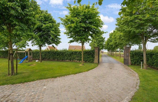 Cozy Tent Lodge in Pittem With Veranda,barbecue - Photo 1