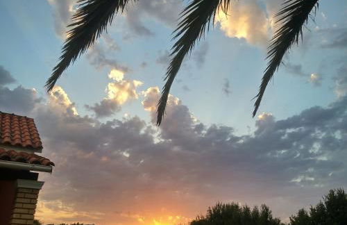 Beautiful nearby beach house with garden, private pool and large yard - Foto 67