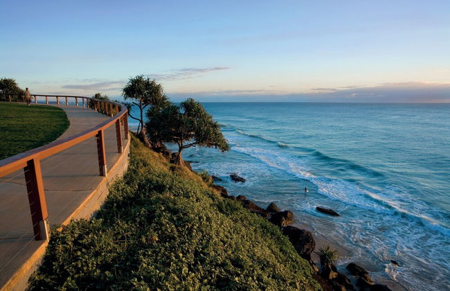 X Kirra Apartments - Photo 65