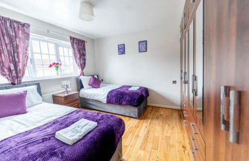 Spacious 6BDR House By Hyped Properties Short Term Rental Agency With Free Parking Bilston - Foto 30