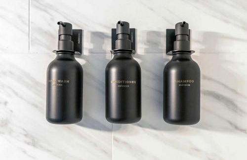 Pool Table and Fireplace by LCP Collection - Foto 25