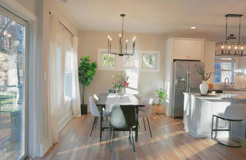 Cozy Cottage in the Heart of Huntersville - Foto 16