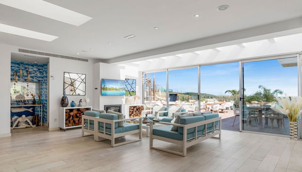 Scenic Apartment in Alcazaba Lagoon Ref M55 - Photo 2, Room