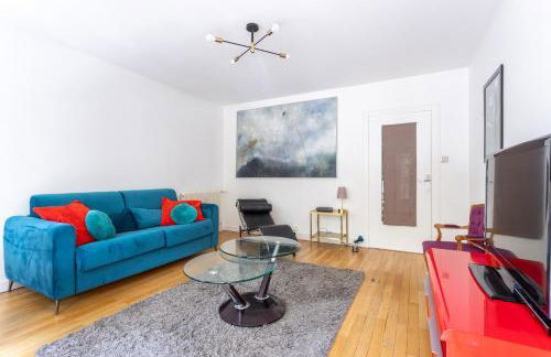 Jean Jaures - Appart Moderne avec Balcon & Parking - Foto 10