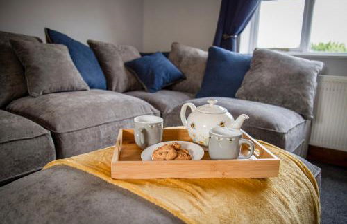 Oak House - sleeps 10 with Bar & Games room - Foto 6