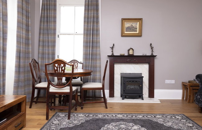 JOIVY Charming 2-Bed Flat Near Edinburgh Castle - Foto 25