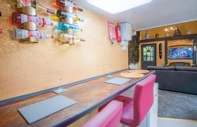 Clouds - 1 Bedroom Holiday Home - Milford Haven - Photo 27