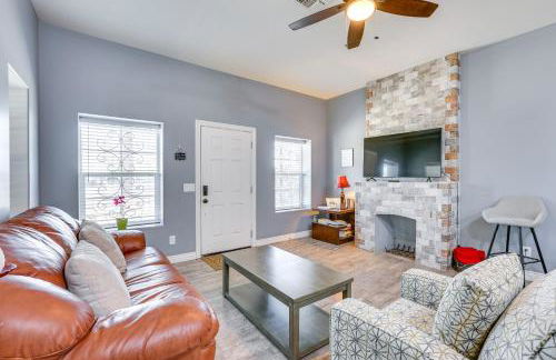 Apartment 2 Mi to Chase Field and PHX Arena! - Photo 5