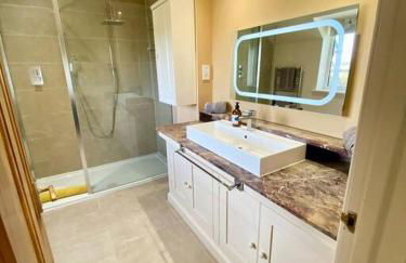 Totally Private, idyllic House with hot tub in an acre of private gardens - Foto 58