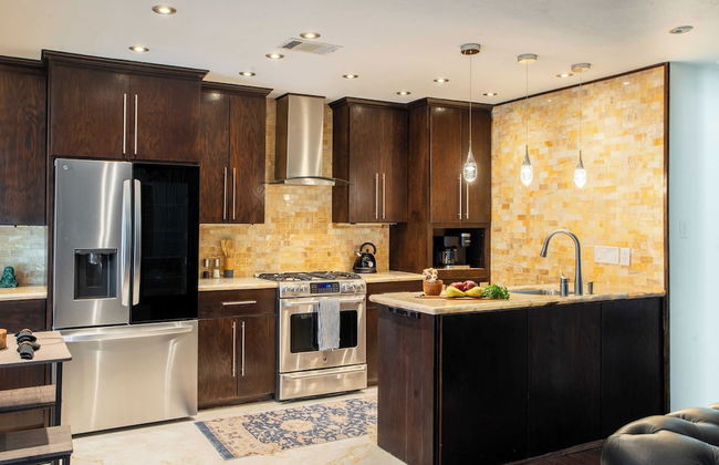 Red River by Avantstay Shared Pool + Hot Tub 20 Minutes to Downtown Austin - Foto 12