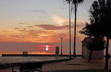 Modern Art Apartment 50m to the Beach - Foto 7