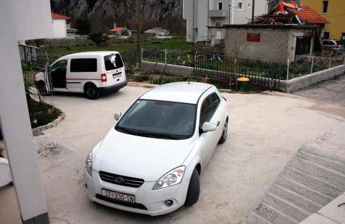 Apartments with a swimming pool Zakucac, Omis - 5954 - Photo 10