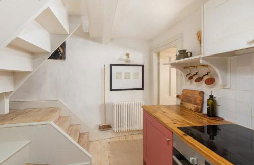 The Nook - Stylish Homestay - Heart of Frome - Photo 7