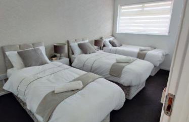 THE CROFT HOUSE - Near Birmingham Airport and NEC For Company, Contractor and Leisure Stays - HS2, JLR, Resorts World, Large Onsite Secure Parking - Foto 11