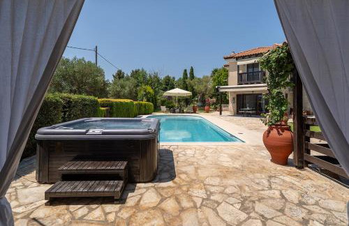 Eco Stone Villa with Private Pool and Jacuzzi - Photo 17