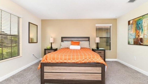 Spacious 5 Bed Pool Home With Game Room-5488sc 5 Bedroom Home by RedAwning - Foto 5, Habitación