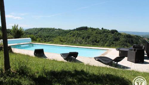 Gîte de France à Altillac 4 épis - Gîte de France 8 personnes MAE-0731 - Foto 5