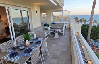 Spectacular 3 bedrooms Sea Views apartment - Foto 77