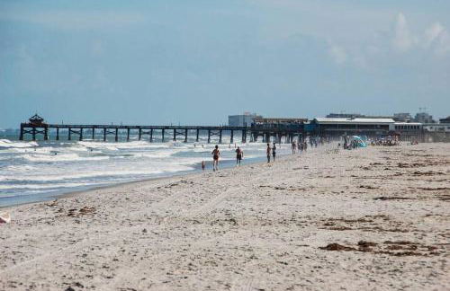 Tahitian Cottage - Heated Pool Walk to the Beach - Foto 19