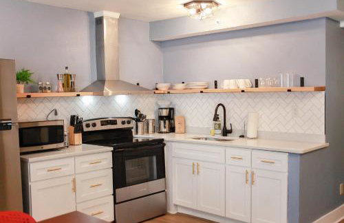 Sojourn's Harborage Jellyfish Suite Near Beach - Photo 5