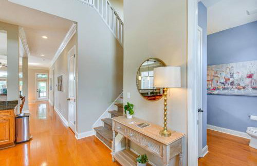 Spacious Lake Keowee Home Boat Slip and Pool Access - Foto 14