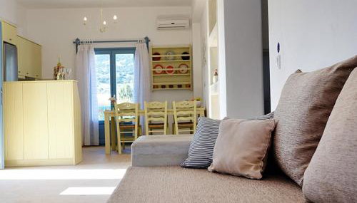 Flora Apartments - Photo 4