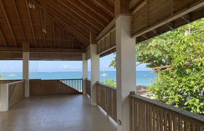 King Suite at Oceanview Resort in Jamaica - Enjoy 7 Miles Of White Sand Beach! 1 Bedroom Villa by RedAwning - Photo 13