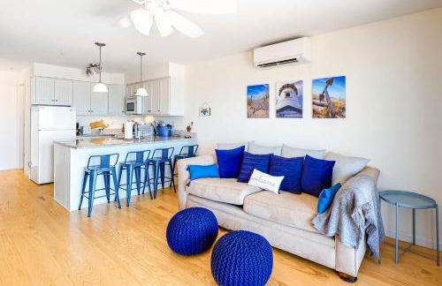 Nautical Haven at Seaside - Photo 6