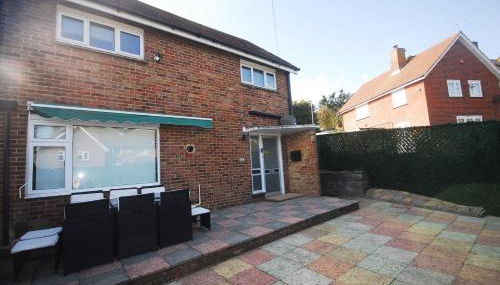 Relaxing Getaway With Hot Tub & Sauna Sleeps 6 - Foto 2