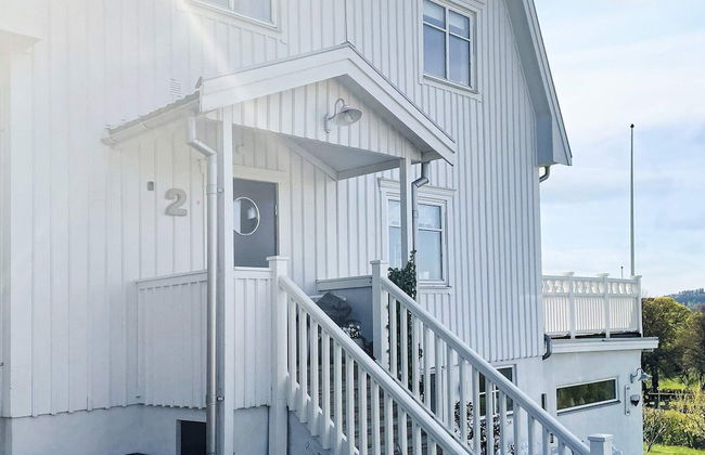 8 Person Holiday Home in Huskvarna - Photo 1