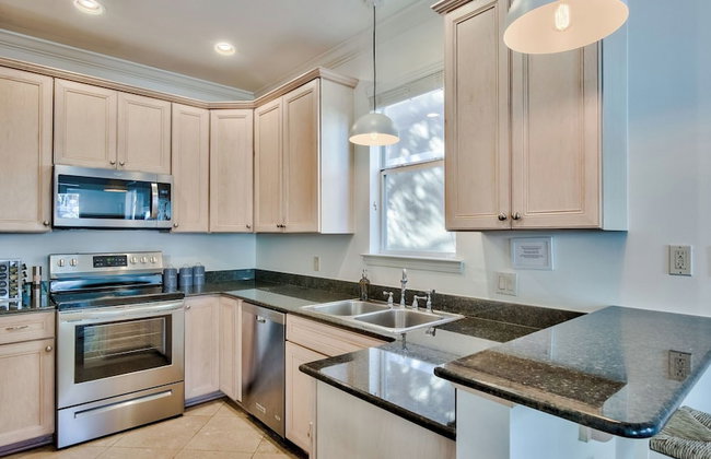 Coral By Avantstay Gorgeous Three Story Home w/ Two Balconies - Foto 47
