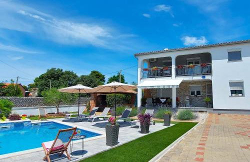 Apartments Katarina - Photo 1