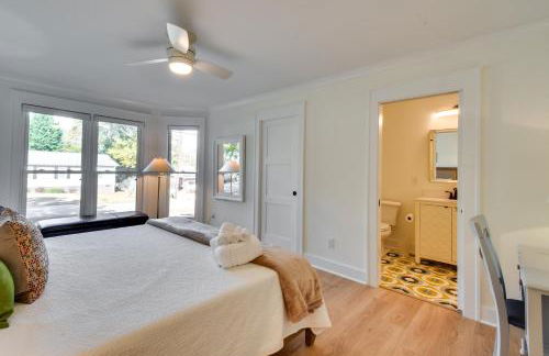 Tranquil Travelers Rest Home with Fire Pit! - Foto 13