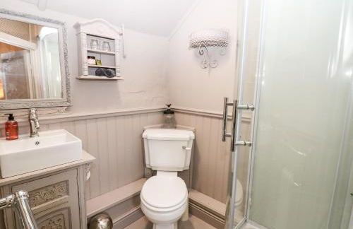 The Mouse House - Photo 19