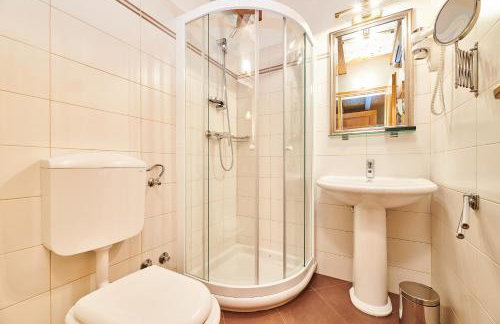 Rustic Villa Katarina by Villas Holiday - Foto 26