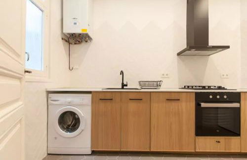 EG42B - Piso modernista 6 pax con WIFI en centro Barcelona - Foto 5