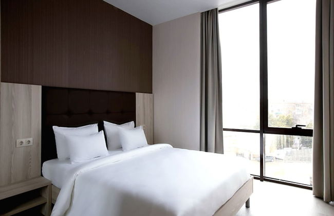 Tulip Apartments - Photo 10