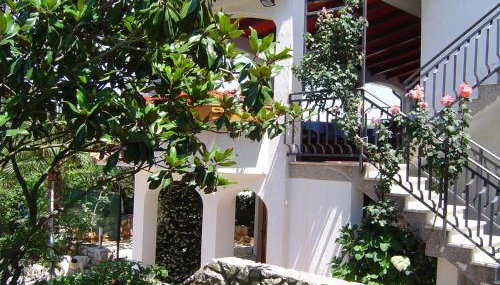 Apartmani Rozi - Foto 3, Garden view