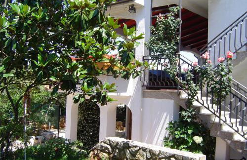 Apartmani Rozi - Photo 3