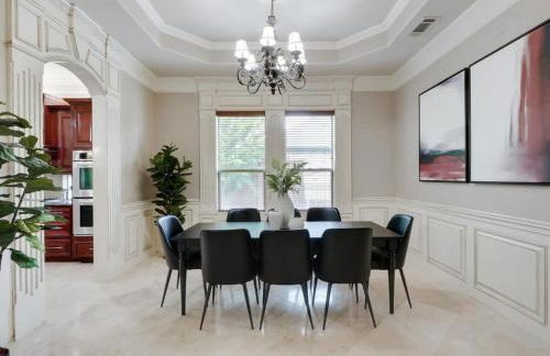 Luxury4000sqft Hot Tub Games Cinema FTWorth ATTST - Photo 14