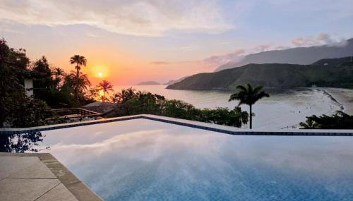 Refúgio dos sonhos - piscina de borda infinita e hidromassagem com vista - Foto 3