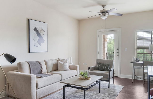 Westpointe Drive Apartments by Landing - Photo 16