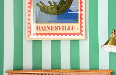 The Royal Cypress Suite Near UF Shands Downtown - Photo 46