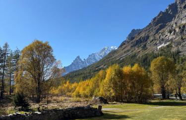 Maison Mont Blanc, brand new apartment ideal for 4, private parking, walking from center - Foto 33