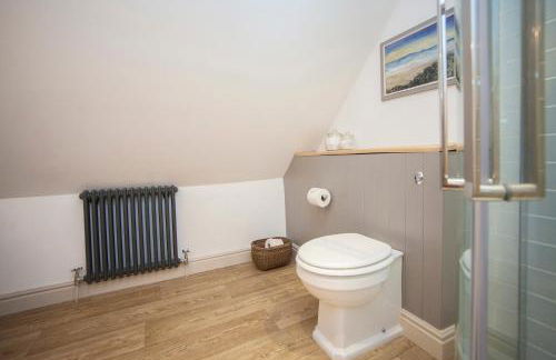 STABLES Stylish comfortable peaceful cottage with parking and outdoor space - Photo 23