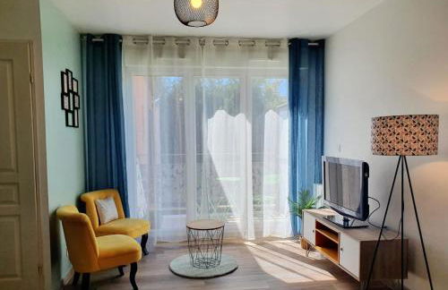 Studio fonctionnel au calme avec garage individuel et balcon - Photo 1