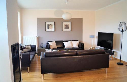 Modernes, großzügiges Ferienhaus - Naturstrand, großer Garten, Ruhe - Photo 11