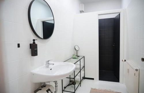 Charmante Altbauwohnung, 2 kostenfreie Parkplätze - Foto 13