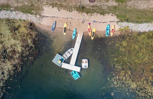 Quiet and Cozy Lakefront Home Near Mt Boyne - Foto 30