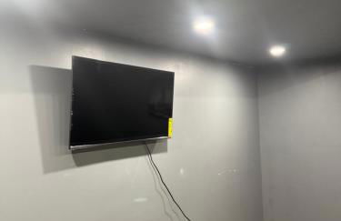 Luxury 2 bedroom basement - Foto 17